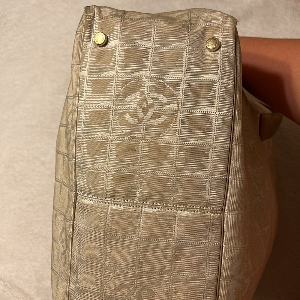 Authentic Chanel Interlocking Cc Logo Beige Trave… - image 6